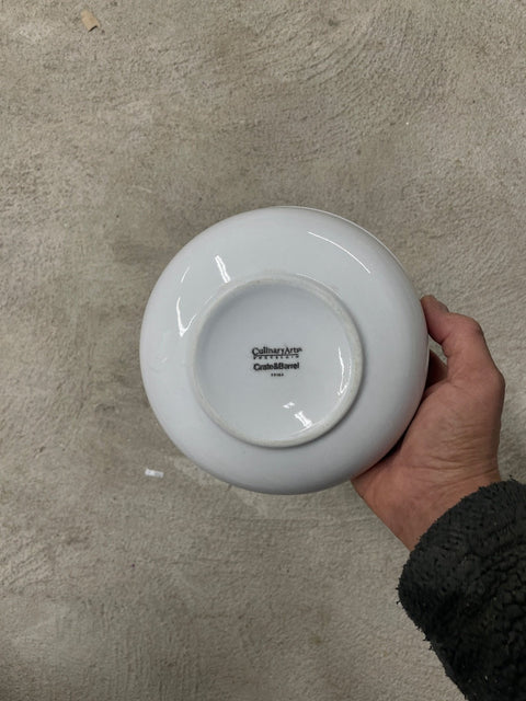 Crate & Barrel Simple Bowl 1
