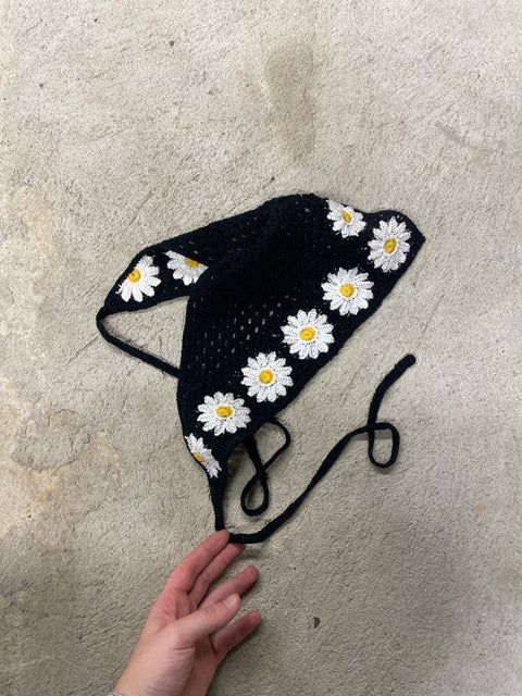 Crochet Daisy Bandana