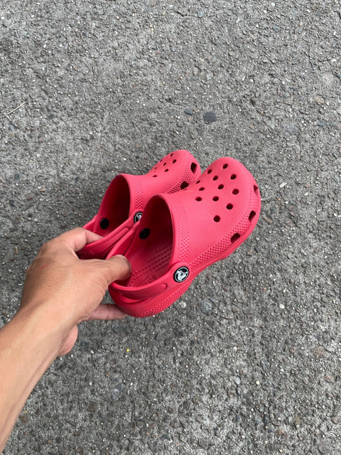 Crocs Classic Clogs, 11 Kids