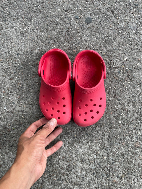 Crocs Classic Clogs, 11 Kids