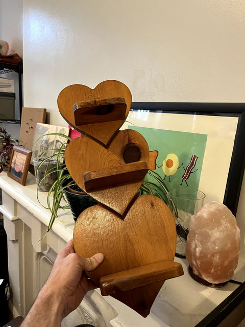 Cute Heart Shaped Wooden Shelf