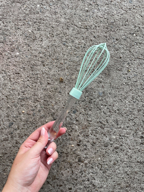 Cute Minty Whisk