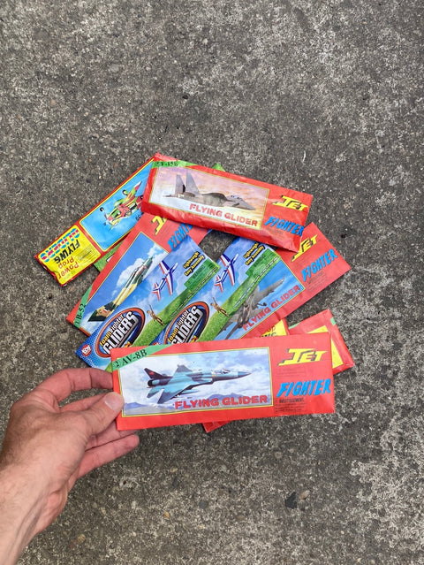 Bunch Of Flying Gliders