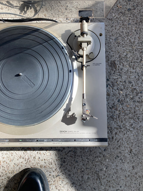 Denon Quartz DP-32F Turntable, Needs New Needle