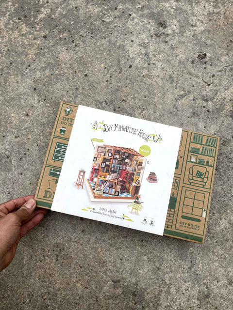 DIY Miniature House Kit