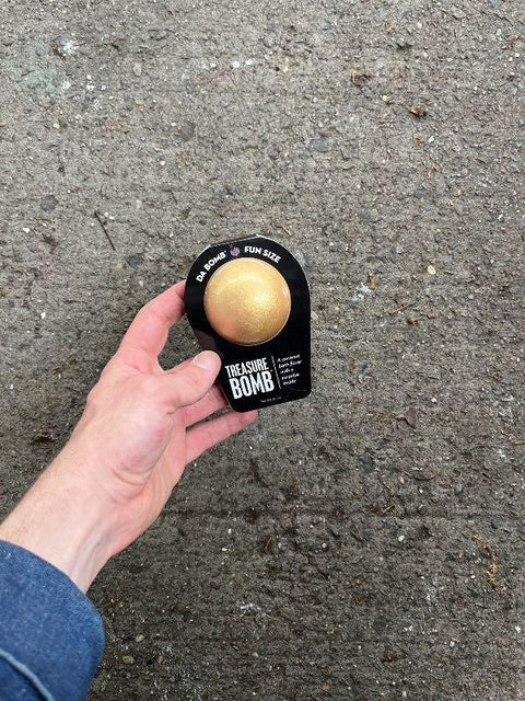 Da Bomb Treasure Bath Bomb
