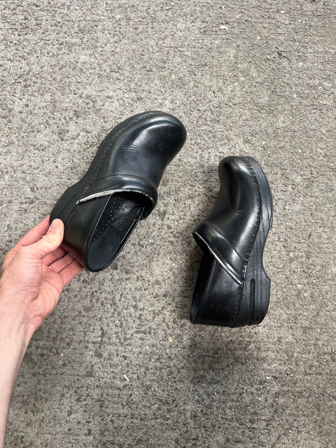 Dansko Professional Black Leather Clogs, Size EU 38