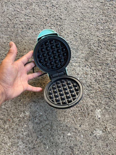 Dash Mini Waffle Maker