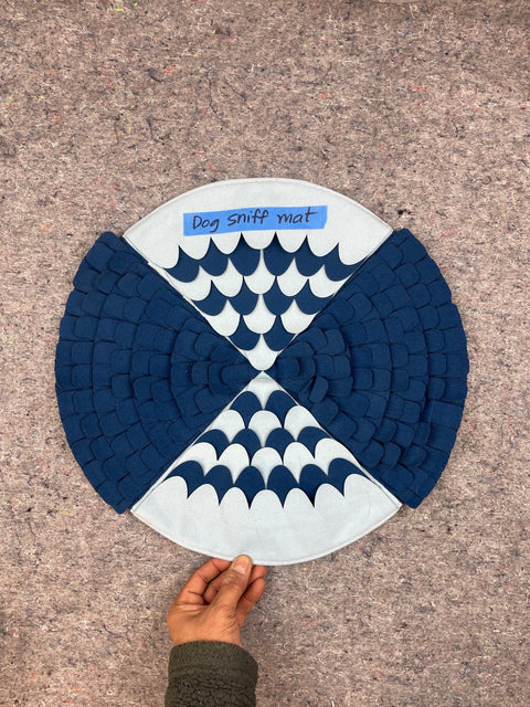 Dog Sniffing Mat