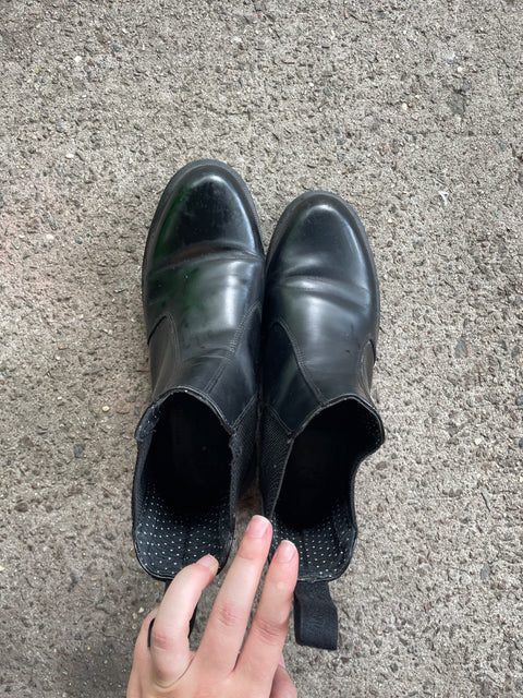 Dr Martens Black Leather Chelsea Boots, Sz US 9M, EU 42