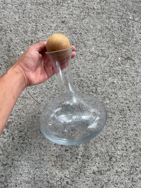 Wine Decanter with Oak Stopper