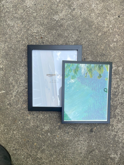 2 Black Frames