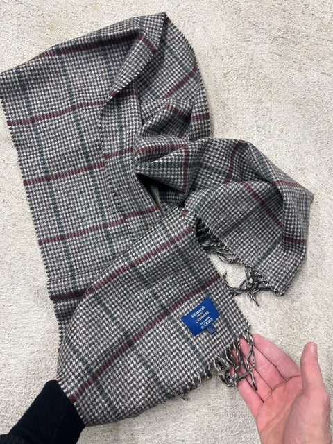 Edinburgh Cashmere Houndstooth Scarf
