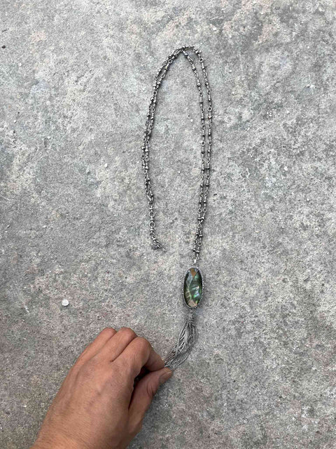 Elegant Silver Pendant Necklace
