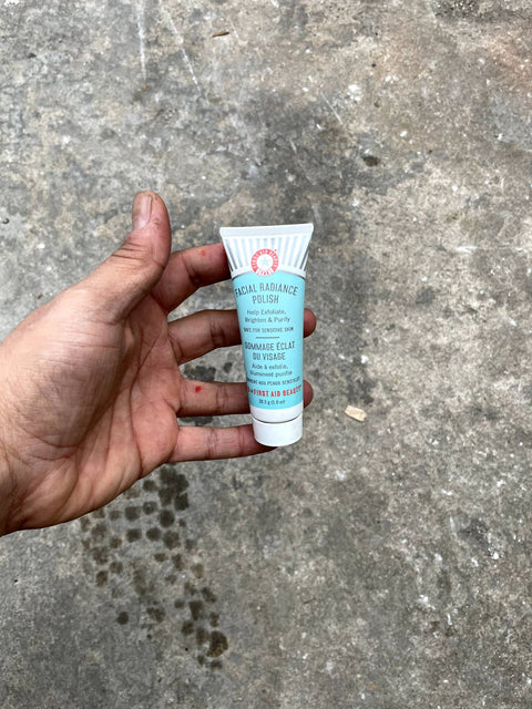 First Aid Beauty Facial Polish