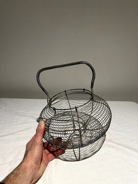 French-style Wire Egg Basket