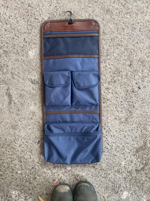 GH Bass Travel Toiletry Organizer