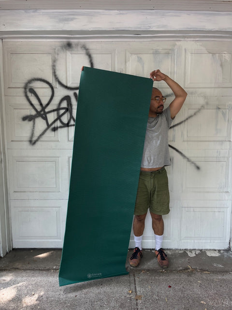 Gaiam Essentials Yoga Mat In Great Condition