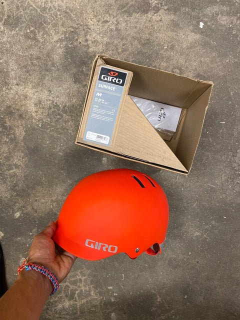 Giro Surface Cycling Helmet, M 55-59cm