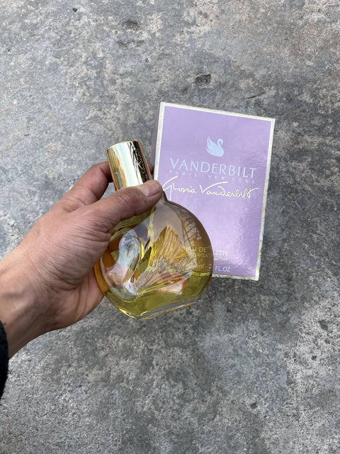 Gloria Vanderbilt Eau de Toilette