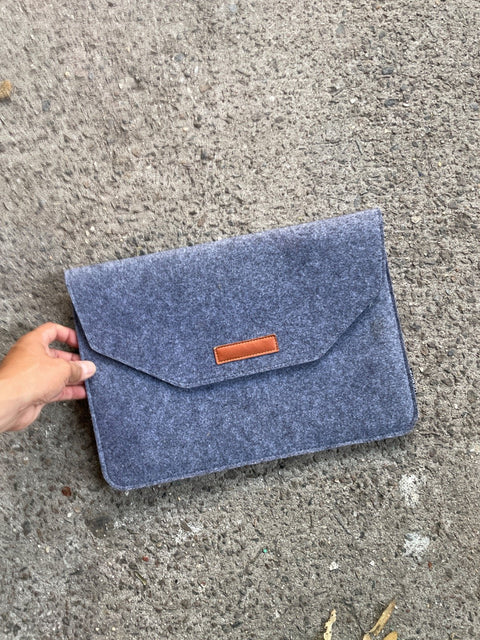 Gray Felt Laptop Case, 14x9”