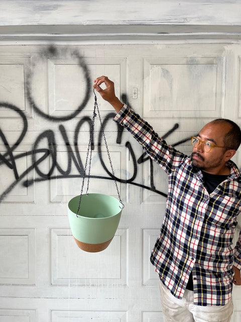 Hanging Plastic Planter, 10" Wide