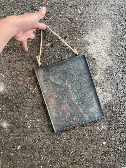 Hanging Rustic Display Frame, 8x10”