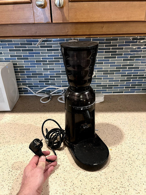 Hario V60 Electric Coffee Grinder (European Plug!)