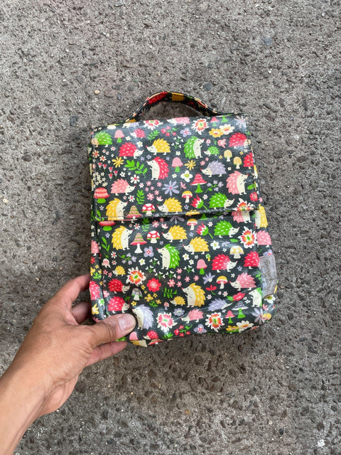 Cute Lil' Hedgehog & Floral Insulated Lunchbox