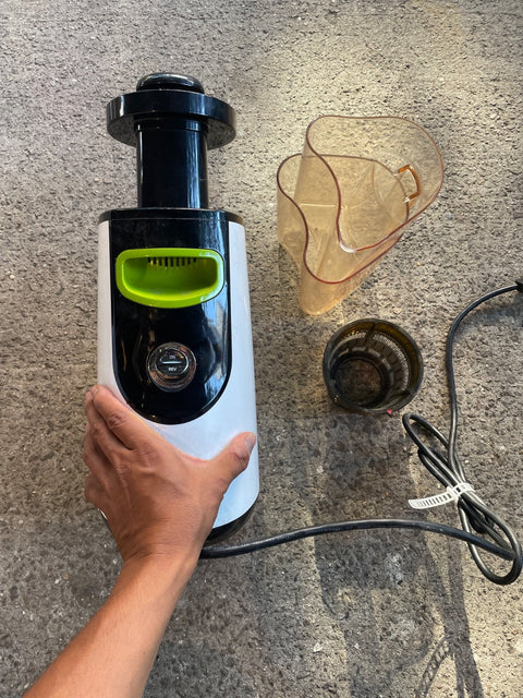 Hurom Slow Juicer