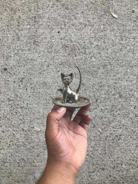 Beautiful Cat Ring Holder