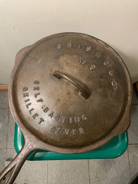 Griswold Cast Iron #9 Cast Iron Skillet