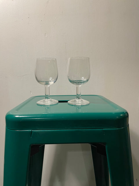 2 Wine Glasses