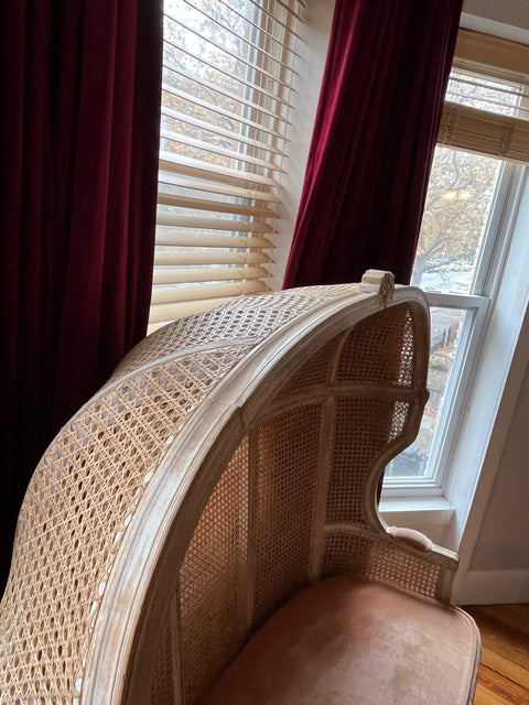 Elegant Wicker Balloon Loveseat, W45" (Usable But Needs Repair At The Bottom)