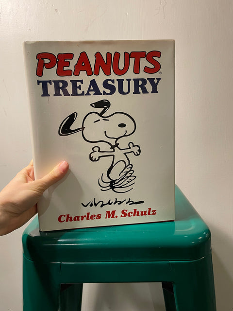 Peanuts Treasury Book