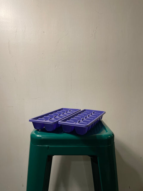 2 Ice Trays