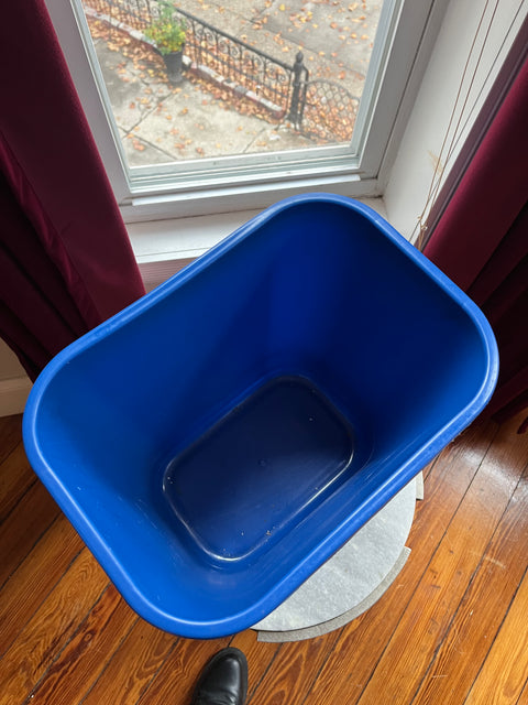 Rubbermaid Deskside Recycling Container