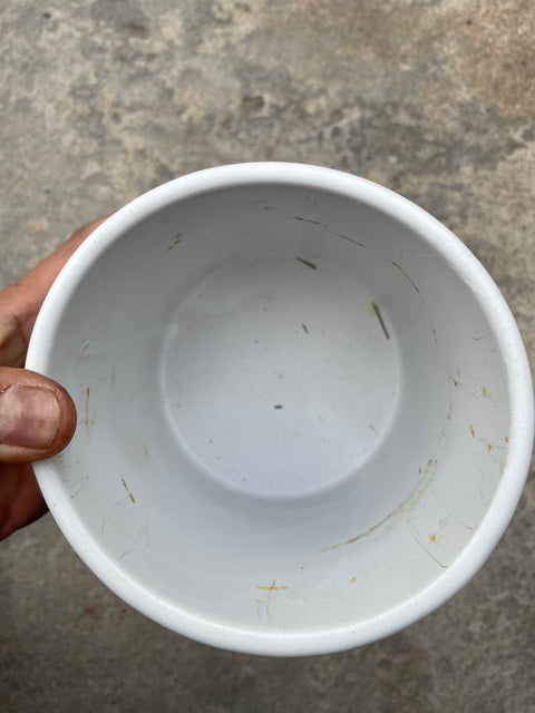 Simple White Planter