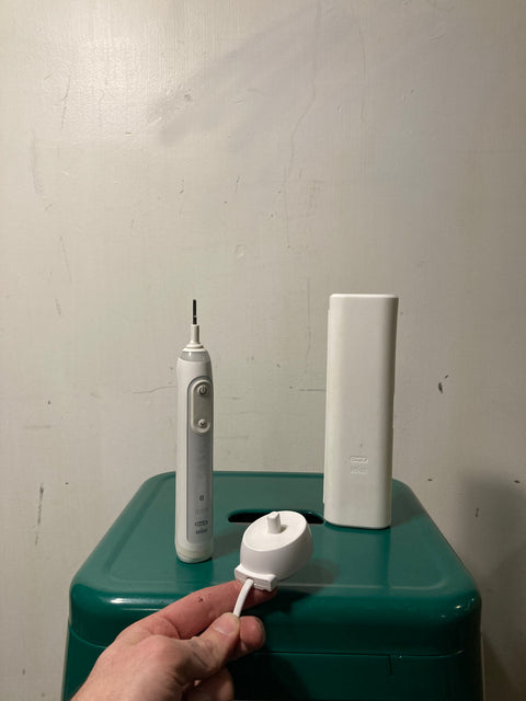 Braun Oral-B Electric Toothbrush