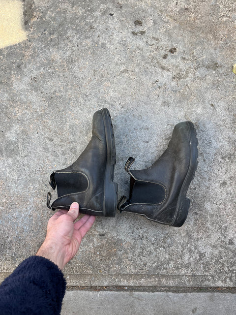 Used But Still Wearable Blundstone Boots, Size 7 US W or 37.5 EU