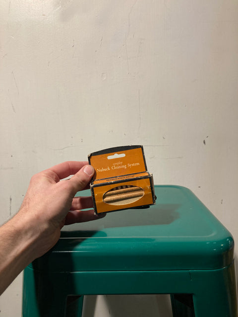 Nubuck Cleaning System