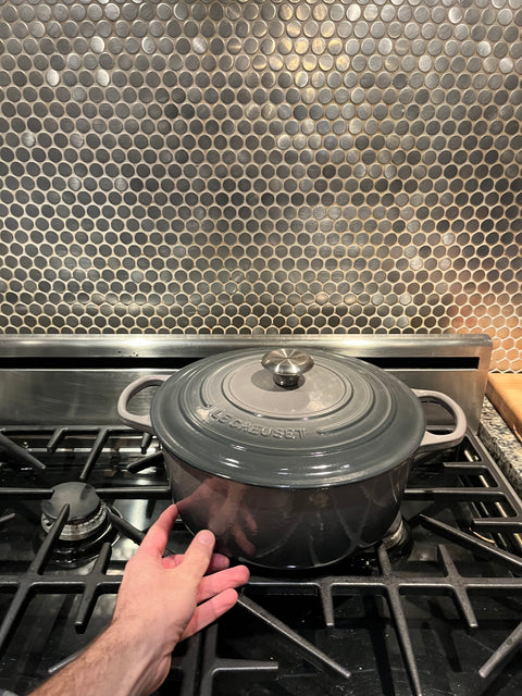 Brand New Le Creuset Dutch Oven, Size 28 or 7.25 Qt