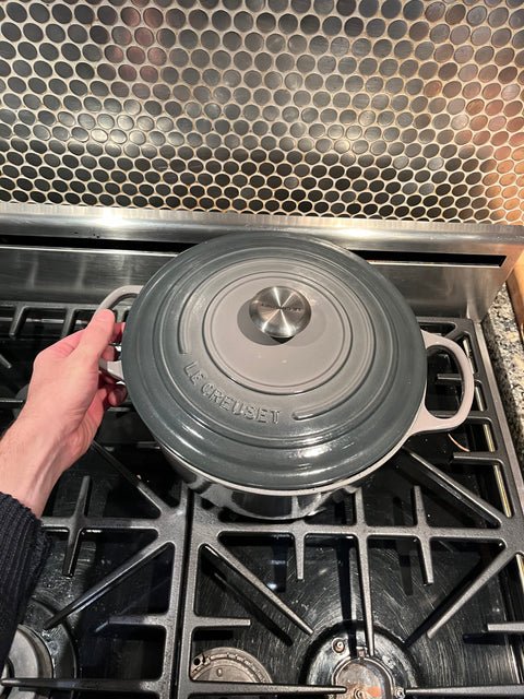 Brand New Le Creuset Dutch Oven, Size 28 or 7.25 Qt