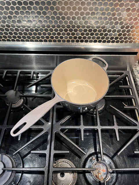 Brand New Le Creuset Saucepan, Size 20 or 2.25 Qt
