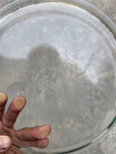 An Anchor Hooking Dish