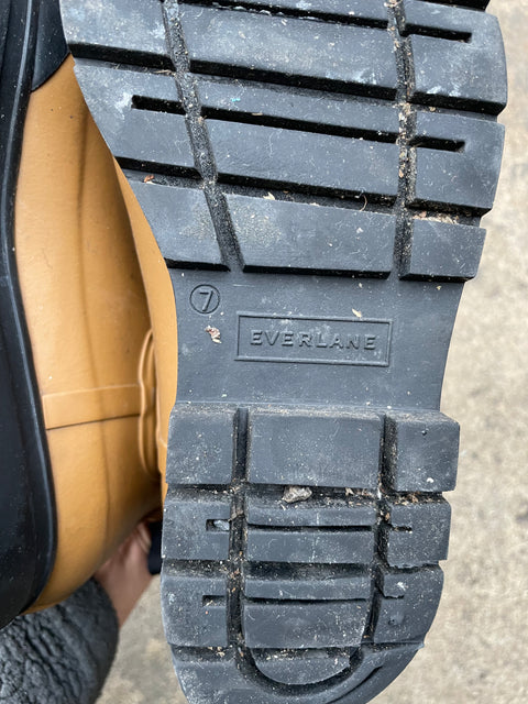 Everlane Waterproof Chelsea Boots, Sz F 7z
