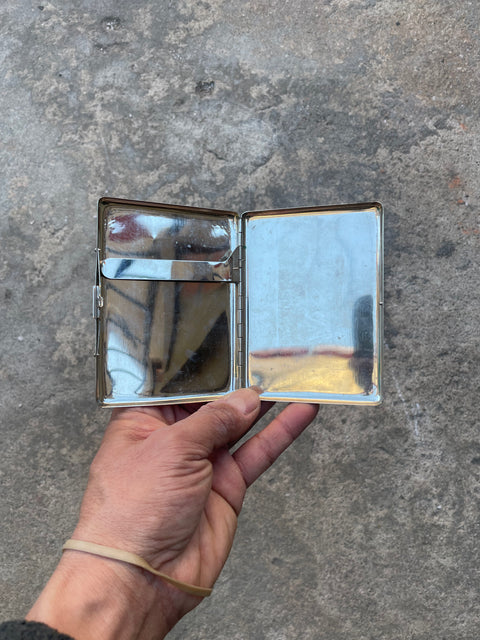 Cigarette's are back Case