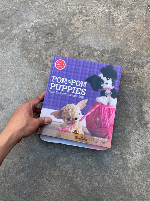 Klutz Pom Pom Yarn Crafting Kit