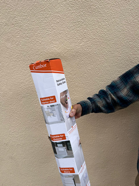 Brand New Cumbor Retractable Safety Gate
