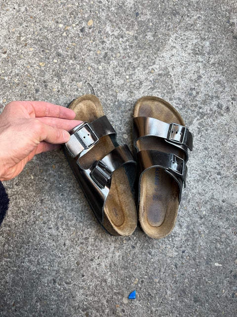 Birkenstocks Arizona Silver Sandals, Size EU 39